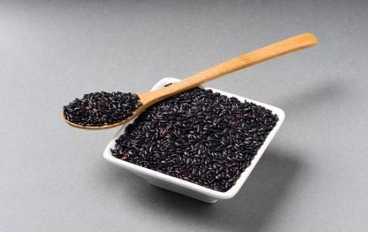 冬季补肾多食这些黑色食物